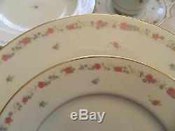 Mikasa Ivory Vassar Rose #L2820 China Set for (8) W(4) Serving Pieces Japan 9-2