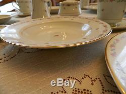 Mikasa Ivory Vassar Rose #L2820 China Set for (8) W(4) Serving Pieces Japan 9-2