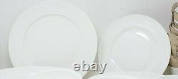 Mikasa Swirl 40-piece Bone China Dinnerware Set