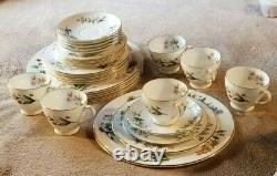 Minton Bone China 30 piece MEADOW Dinnerware set