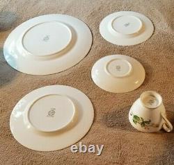 Minton Bone China 30 piece MEADOW Dinnerware set