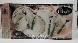 NEW GIBSON EVERYDAY 48pc Service for 8 Dinnerware Set CHRISTMAS CHARM HOLLYBERRY