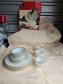 NIB GOLDEN SHELL DINNERWARE. Anchor Hocking White Gold Rim Swirl Pattern. 15 PC