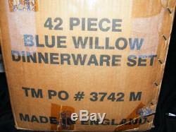 New Vintage Stock Royal Essex England Blue Willow 42 Pc Dinnerware Set 8 Place +