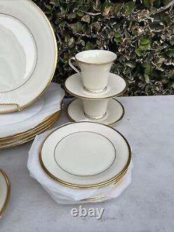 Nice Lenox Eternal China 6 place settings of 5 Pcs. Per Setting