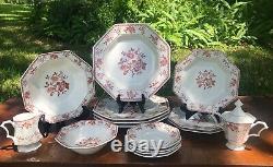 Nikko Bittersweet Set of Dinnerware 15pc Red Floral Octagonal Japan