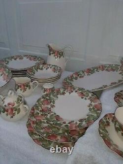 Nikko tableware Franciscan 1993 complete dinnerware serveware japan china 28 pc