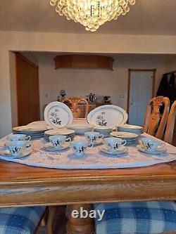 Noctune Porcelain China By Yamaka Japan 45 Piece Dinnerware Grouping Black Rose