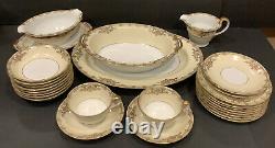 Noritake China Revenna 26 Pieces Hand Painted Japan