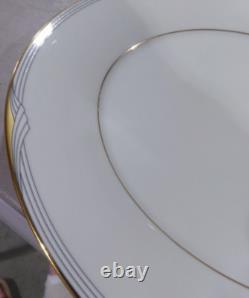 Noritake GOLDEN COVE Fine China Dinnerware Set service for 8 + serving (45pcs)