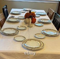 Noritake Ireland Morning Jewel 2767 Service for 10 China Set. White Pink Gold
