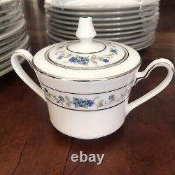 Noritake Norma 7016 China 52 Pieces/ 10 5 Piece Place Setting With Sugar Bowl