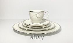 Noritake Platinum Wave 20-Piece Porcelain Dinnerware Set, Service for 4 #9317