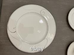Noritake Platinum Wave China Set Service for 8 NEW