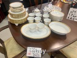 Noritake Queen Gold Dinnerware Set Service for 8