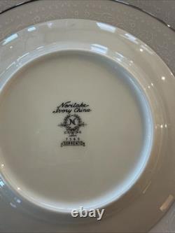 Noritake Sorrento 7565 Ivory China Dinner Set service for 12 plus serving pieces