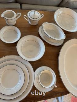 Noritake Sorrento 7565 Ivory China Dinner Set service for 12 plus serving pieces