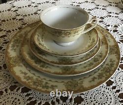 Noritake- The HINODE JAPAN China Dinnerware Set 45 Pieces -1940 s