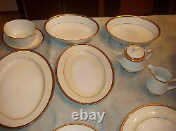 Noritake dinnerware set