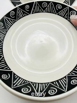 ONEIDA SHADOW MAJESTICWARE STONEWARE CHINA 16 Pcs 4 Pc Place Set Service for 4