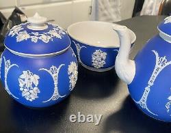Old Wedgwood Jasperware dip blue 3p teapot sugar applied white grapes+ etc GIPSY