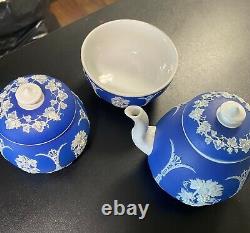 Old Wedgwood Jasperware dip blue 3p teapot sugar applied white grapes+ etc GIPSY