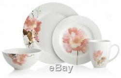 Oneida Amore White/ Pink Porcelain 32-piece Dinnerware Set (Service For 8)