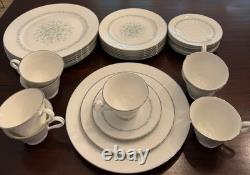 Oxford Bone China Meadowlark (1970-1978) (8 Complete Place Settings, 32pcs)