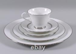 Oxford WHITE ECHO Bone China 20pc Dinnerware Sets (4) 5pc Place Settings