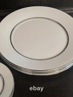 Oxford White Echo Dinnerware Set Service for 4 20 Pieces