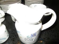 PFALTZGRAFF April 46 Pcs. Place Setting Dinnerware Set