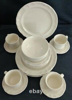 Pfaltzgraff Gazebo White 4 FIVE-PIECE PLACE SETTINGS 2 Sets Available