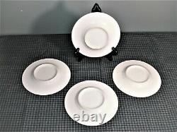 Pfaltzgraff Pearl Brocade Embossed White 20-Piece Service for 4 Dinnerware Set B