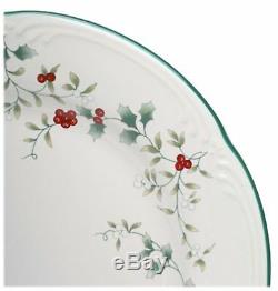 Pfaltzgraff Winterberry 16-Piece Dinnerware Set, Service for 4 Holly Berry Dish