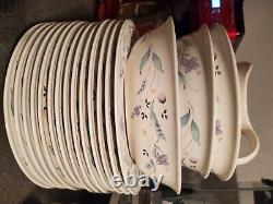 Pfaltzgraff stoneware dinnerware set