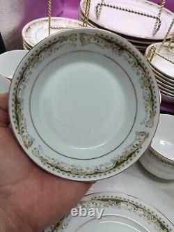 Queen Anne 113 Signature Collection Japan Fine China 5 Piece 8 Settings 40pc