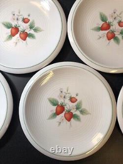 Rare Mikasa Dinnerware CL915 Berries Three Complete Service For 8