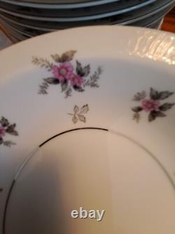 Rosemere By Japan Platinum Floral Porcelain China Dinnerware 90 Piece Grouping