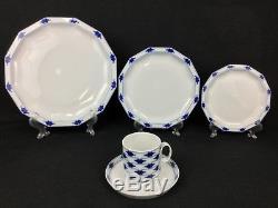 Rosenthal Corinth Tapio Wirkkala Blue White 20-Piece Dinnerware Set for 4 Lot B