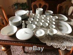 Rosenthal china Classic Modern 112 piece 12-7 place setting + misc. Pieces
