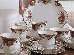 Royal Albert Old Country Roses 21pc Teaset