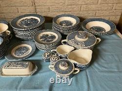 Royal China Currier and Ives 8-10 place dinnerware set blue an white