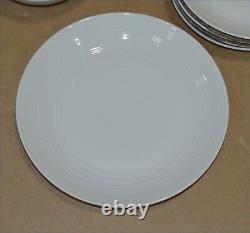 Royal Doulton Exclusively for Gordon Ramsay Maze White 14-Piece Dinnerware Set