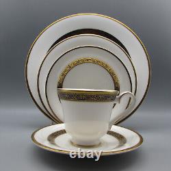 Royal Doulton Fine Bone China HARLOW Service for Four 20pc Set