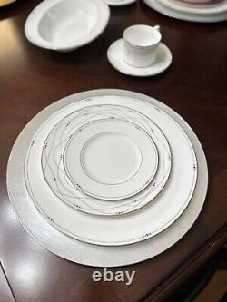 Royal Doulton Pure Platinum 40 Piece Bone China Dinnerware Set. 6 Total 5 Pieces