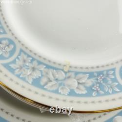 Royal Doulton TC 1020 Hampton Court Bone China Dinnerware Set of 29 Vintage Royal Doulton TC 1020 Hampton Court Bone China Dinnerware Set of 29 Vintage