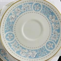 Royal Doulton TC 1020 Hampton Court Bone China Dinnerware Set of 29 Vintage