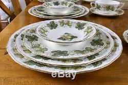 Royal Worcester Dinner Service For Eight Mathon Worcester Hops Dinnerware