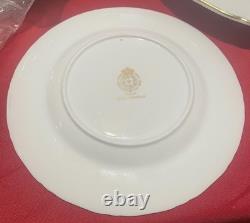 Royal Worcester GOLD CHANTILLY Fine Bone China 68 pc Set England 9.8/10 cond