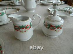 Sango Noel #8401 Dinnerware Set for (12) with5 Serving Pieces Holly Berries